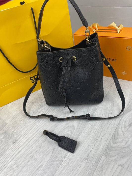 Louis Vuitton Women's Bucket Designer Bags Fakes Rep Sale UK	Woman First Copy Replica Mini Bag Ladies Luxury 1st Copies Cheap Price Crossbody Shoulder Purse Women Reps Leather Strap Fake 1:1 LV Brand Logo Duplicate AAA Original Black