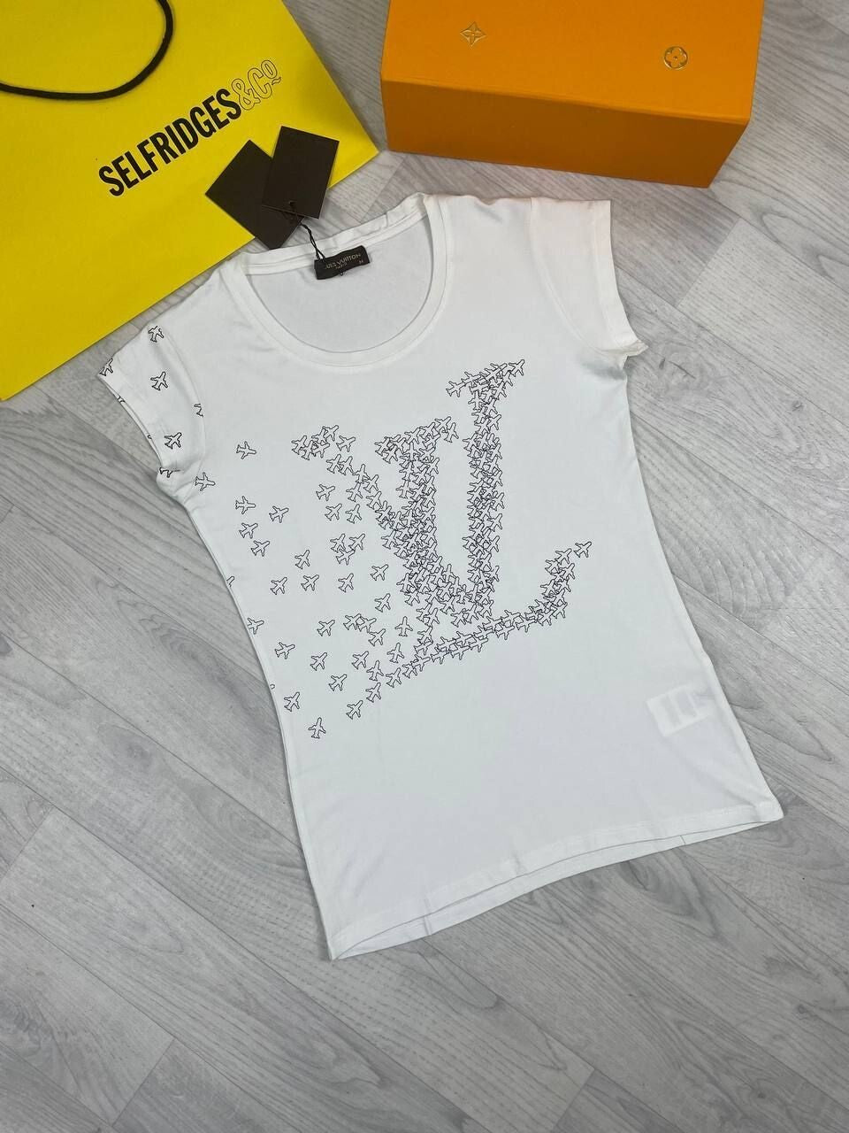 LV Ladies T-Shirts 2 Colors Black & White