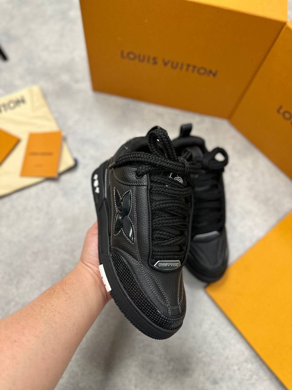 Louis Vuitton Men LV Low Skate Trainers