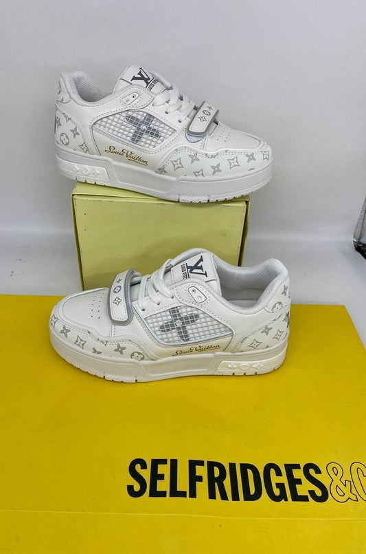 Louis Vuitton Women's Trainer Sneakers in White Color