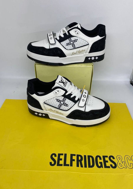 Louis Vuitton Women's Trainer Sneakers in Black/ White Color