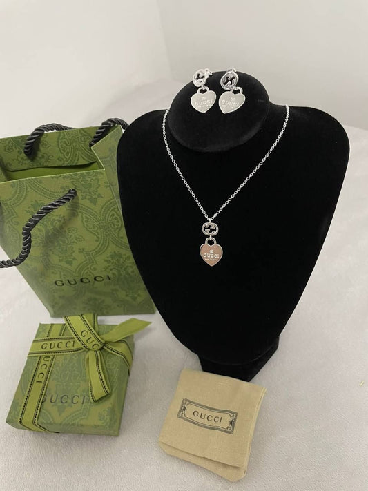 Gucci Womens Designer Replica Heart Necklace Earring Sale UK	Woman Fashion Luxury AAA Jewellery First Copy Cheap Price Rep Elegant Reps 1:1 Ladies Fake Jewlry Fakes GG Brand Logo Chain Necklaces Earrings 1st Copies Girls Lady Original