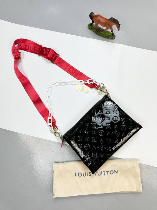 Louis Vuitton Women's LV Coussin MM Leather Shoulder Bag